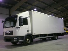 camion furgone plywood / polyfond MAN