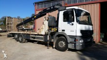camion trasporto macchinari Mercedes