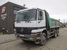 camion benne Mercedes