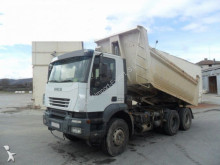 camión Iveco DUMPER / VOLQUETE IVECO 350 6X4 2006