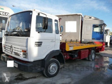 Renault tow truck