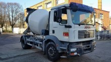 camion béton toupie / Malaxeur MAN