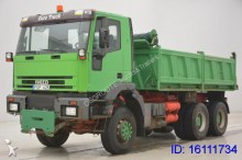 camion tri-benne Iveco
