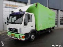 camion furgone MAN