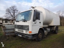 camion citerne alimentaire Volvo