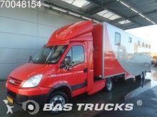 camion van per trasporto di cavalli Iveco