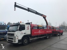 camión caja abierta Volvo