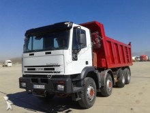 camión volquete OP Iveco