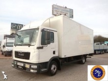 camion fourgon déménagement MAN