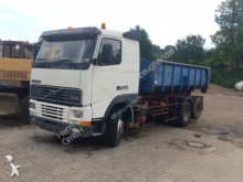 Volvo skip truck