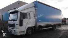 camion cassone centinato Volvo