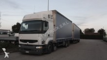 camion plateau ridelles Renault