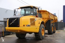 camion ribaltabile Volvo