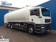 camion cisterna MAN