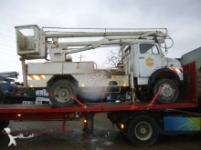 camion nacelle Mercedes