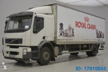 camion fourgon Volvo