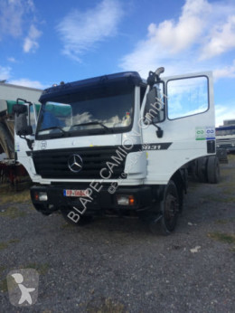 camion plateau standard Mercedes
