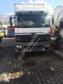camion Mercedes 2528