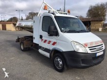camion tri-benne Iveco