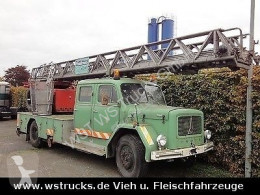 camion Magirus-Deutz Drehleiter DL 30 KHD 150 PS Jupiter