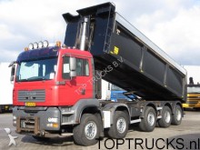 camion benne MAN