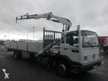 camión caja abierta Renault