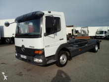 camion châssis Mercedes