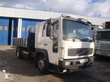 camion benne Volvo