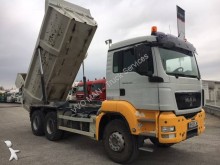camion benne MAN