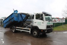 camion porte containers Mercedes