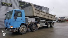 camion benne Volvo