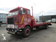 camión portacoches Volvo