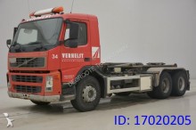 camion polybenne Volvo