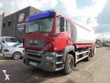 camion cisterna MAN