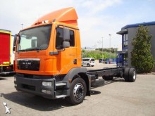 camión MAN TGM 18.240