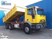 camión volquete bilateral Iveco