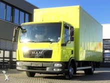 camion fourgon MAN