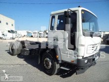 camión chasis Volvo