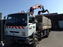 camion tri-benne Renault