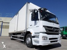 camión furgón Mercedes