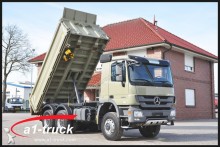 camion benne Mercedes
