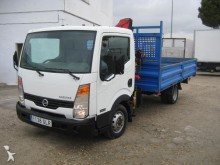 camión caja abierta estándar Nissan