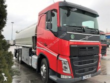 camion cisterna idrocarburi nuovo