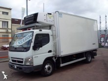camión Mitsubishi Fuso Canter 7C15