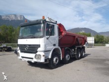 camion benne Enrochement Mercedes