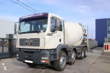 camion MAN TGA 32.360 BB 8x4 + Stetter 9m3
