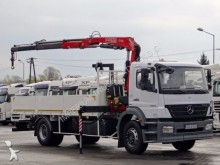 camión caja abierta Mercedes