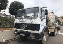 camion Mercedes 2225