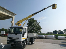 camión plataforma elevadora Iveco