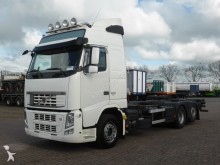 camion porte containers Volvo